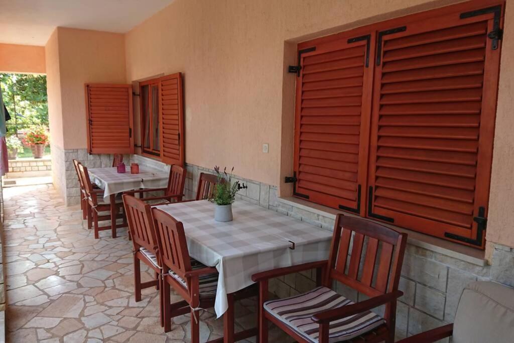 Near Beach - Apartments Marica - Studio Rovinj Extérieur photo